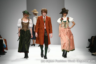 dirndl meets kimono austriafashionshowjapan