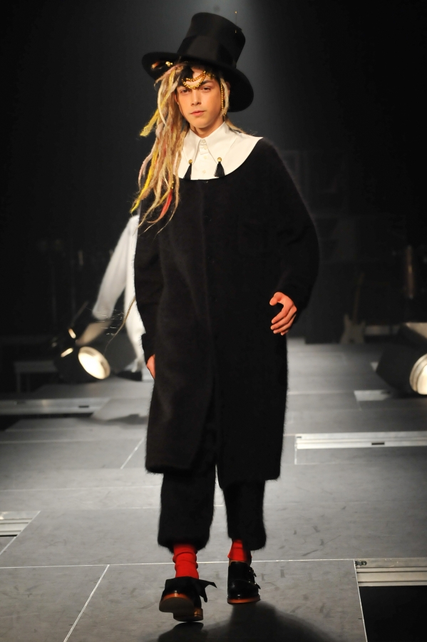 TAKEO KIKUCHI | Rakuten Fashion Week TOKYO